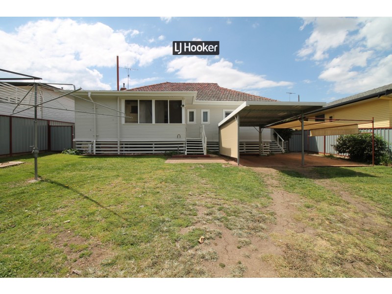4 High Street, Inverell NSW 2360
