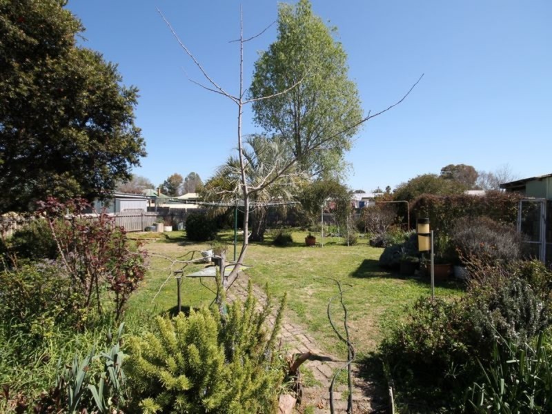 84 Granville Street, Inverell NSW 2360