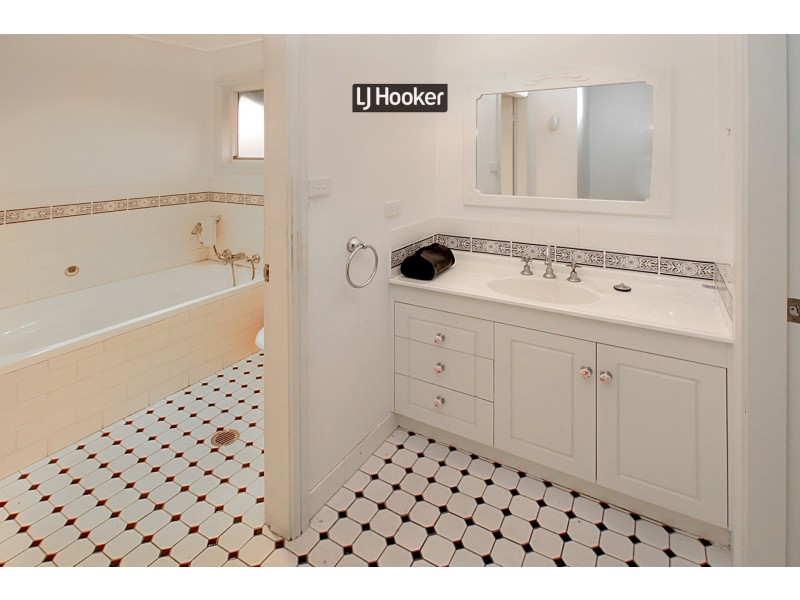 26 Chisholm Street, Inverell NSW 2360