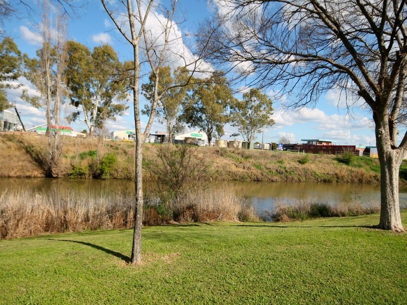 52 Queens Terrace, Inverell NSW 2360