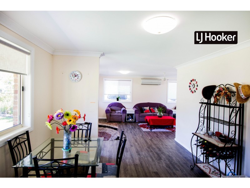 5 Delvyn Drive, Inverell NSW 2360