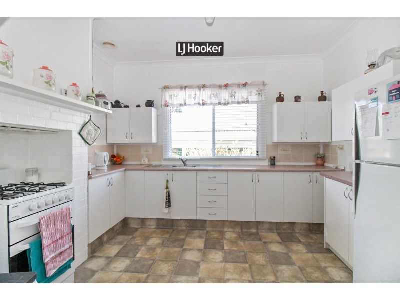 14 Gordon Street, Inverell NSW 2360
