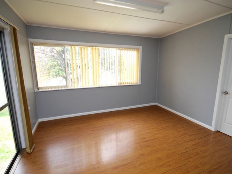 4 Gordon Street, Inverell NSW 2360