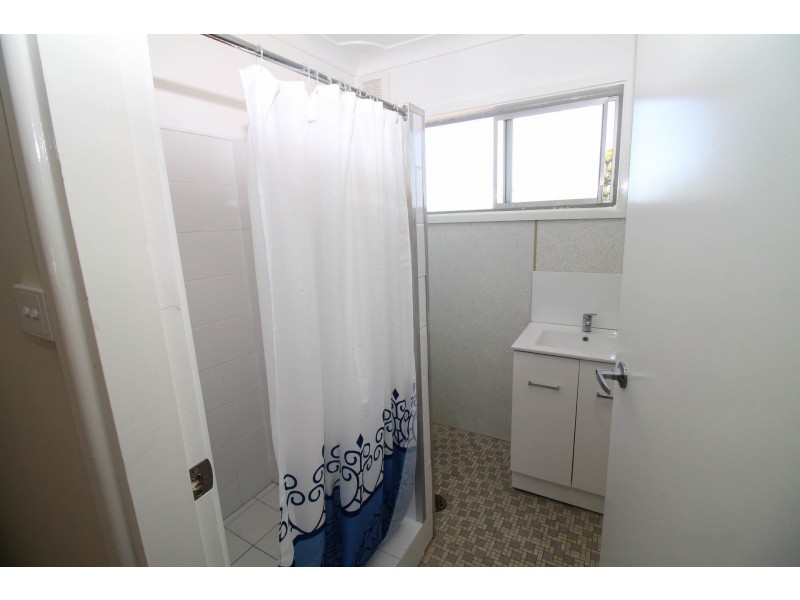 5/30 Queens Terrace, Inverell NSW 2360