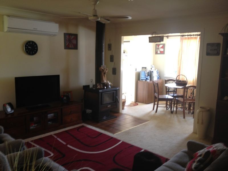 64 Auburn Vale Road, Inverell NSW 2360
