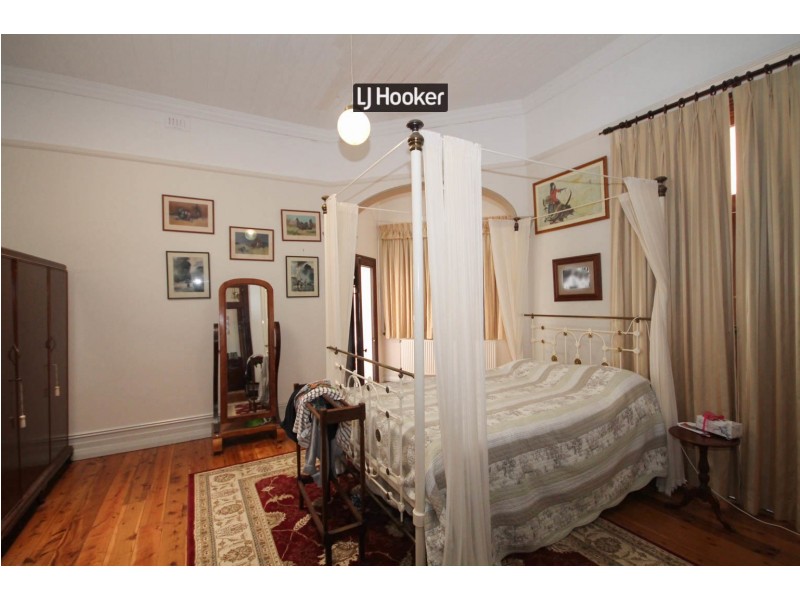 27 Brae Street, Inverell NSW 2360