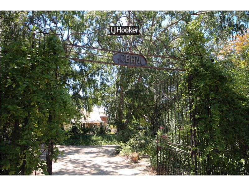 27 Brae Street, Inverell NSW 2360