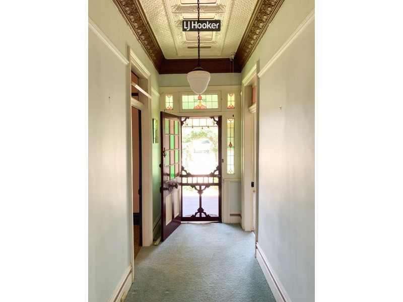 54 Henderson Street, Inverell NSW 2360