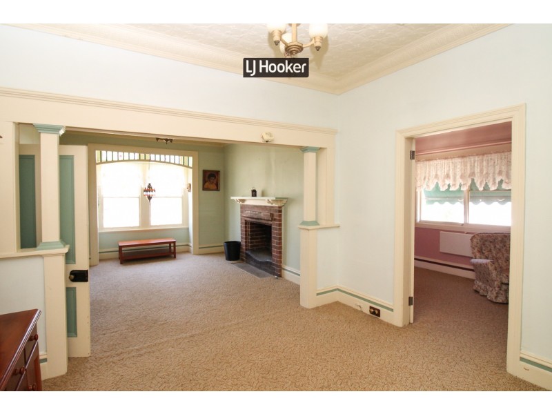 54 Henderson Street, Inverell NSW 2360