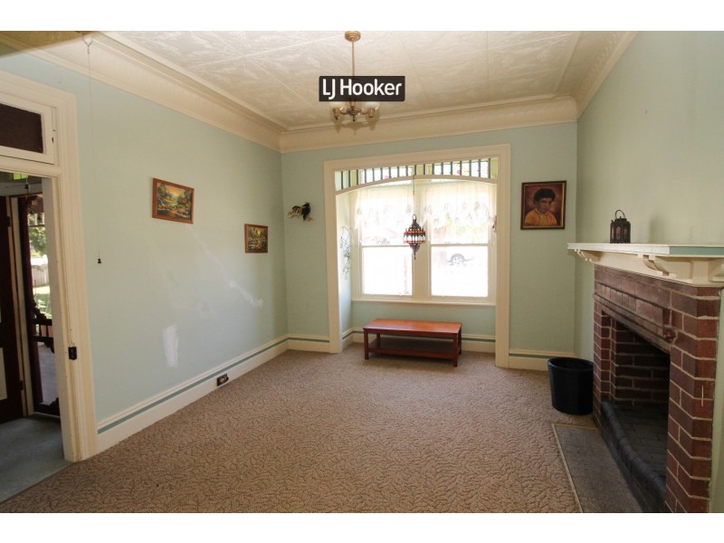 54 Henderson Street, Inverell NSW 2360