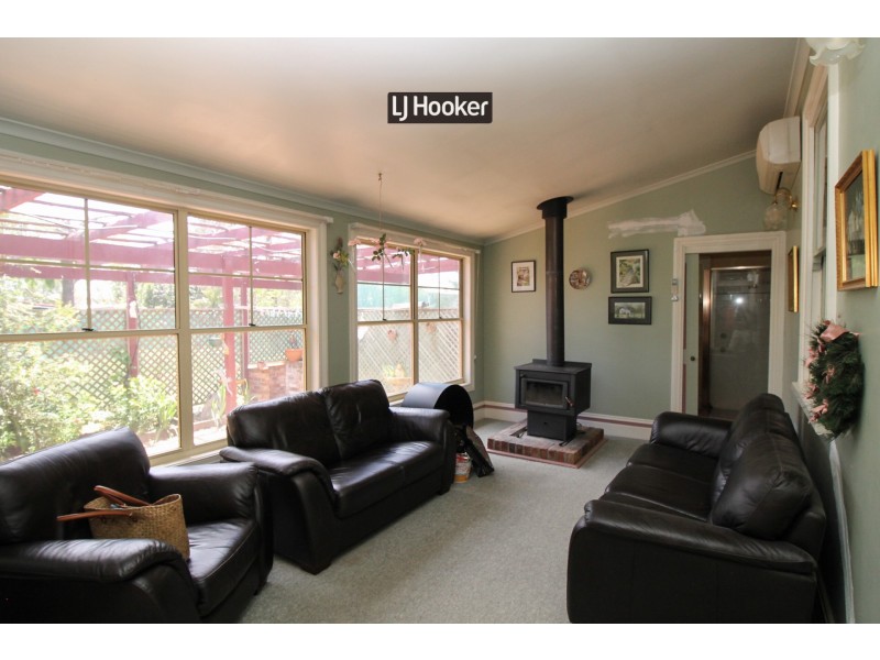 54 Henderson Street, Inverell NSW 2360