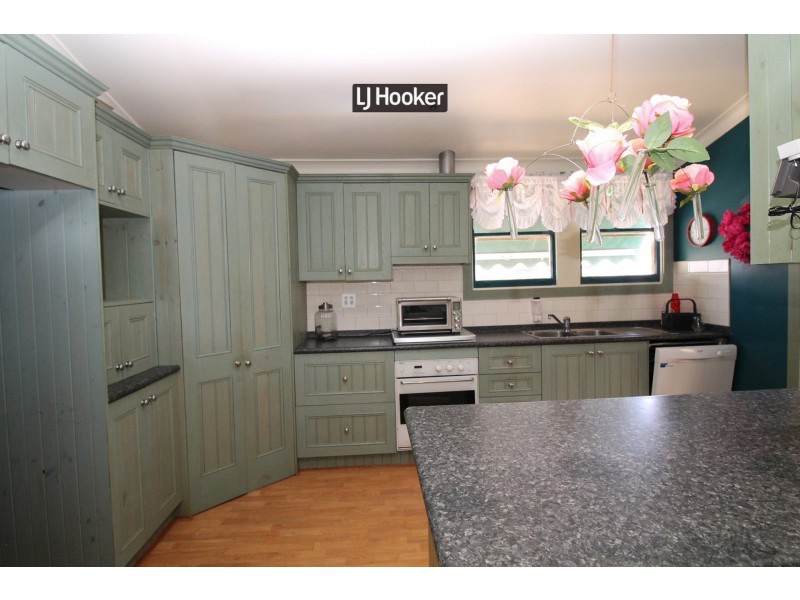 54 Henderson Street, Inverell NSW 2360