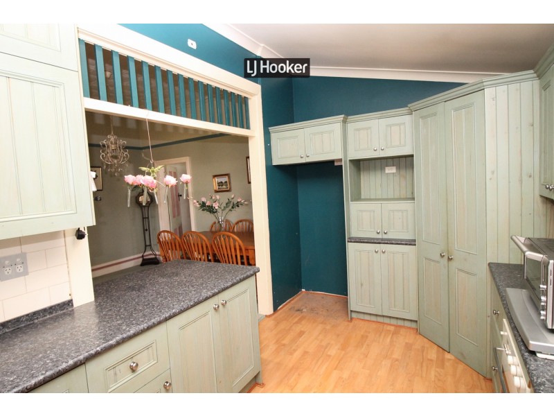 54 Henderson Street, Inverell NSW 2360