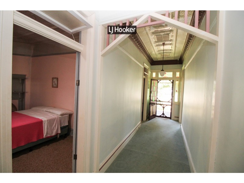 54 Henderson Street, Inverell NSW 2360