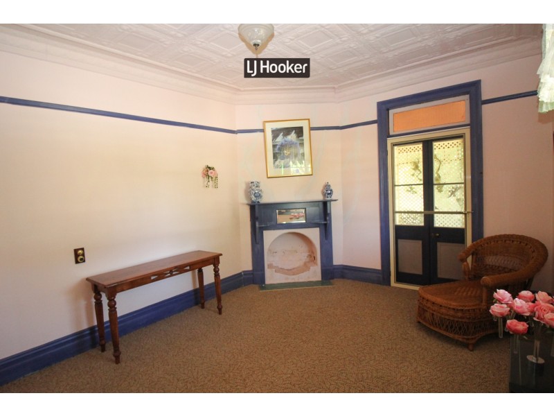 54 Henderson Street, Inverell NSW 2360