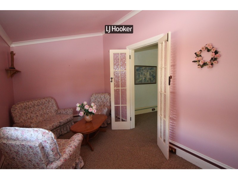 54 Henderson Street, Inverell NSW 2360