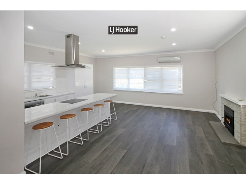 8 Froude Street, Inverell NSW 2360