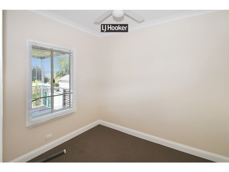 8 Froude Street, Inverell NSW 2360