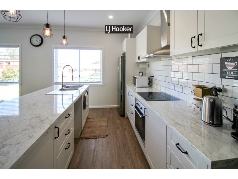 51 King Street, Inverell NSW 2360