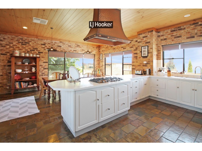 54 Gordon Street, Inverell NSW 2360