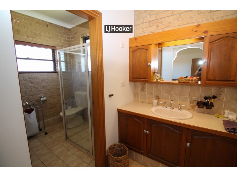 54 Gordon Street, Inverell NSW 2360