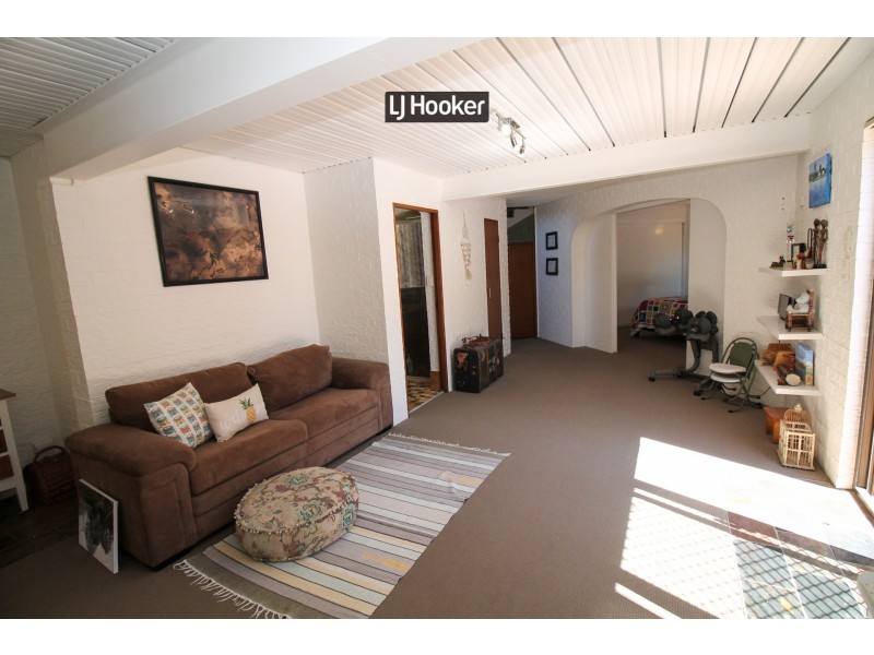 54 Gordon Street, Inverell NSW 2360