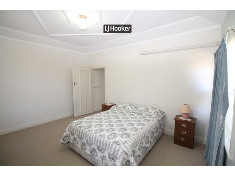 4 Warialda Road, Inverell NSW 2360