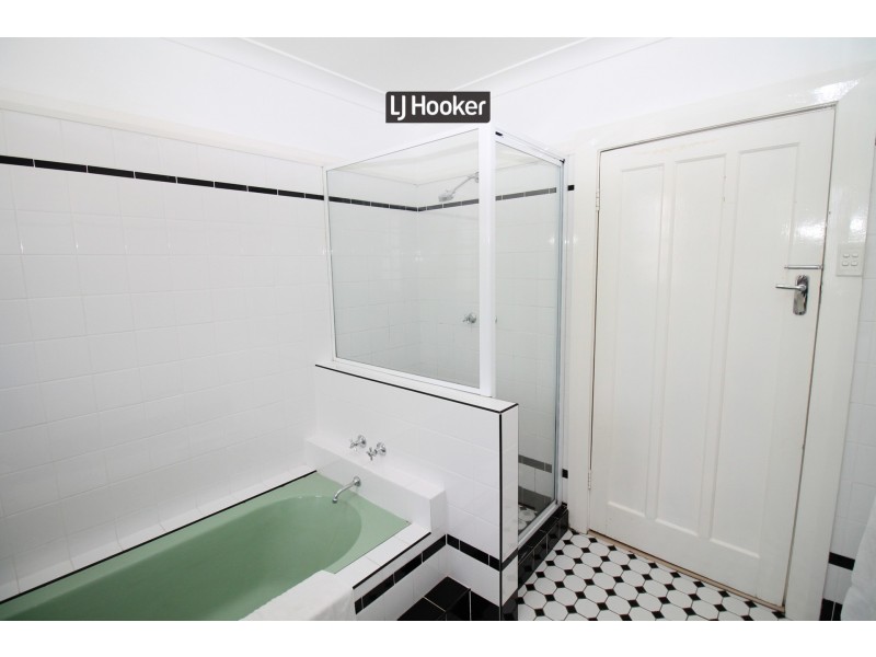 4 Warialda Road, Inverell NSW 2360