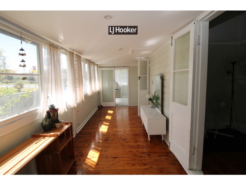 36 Oswald Street, Inverell NSW 2360