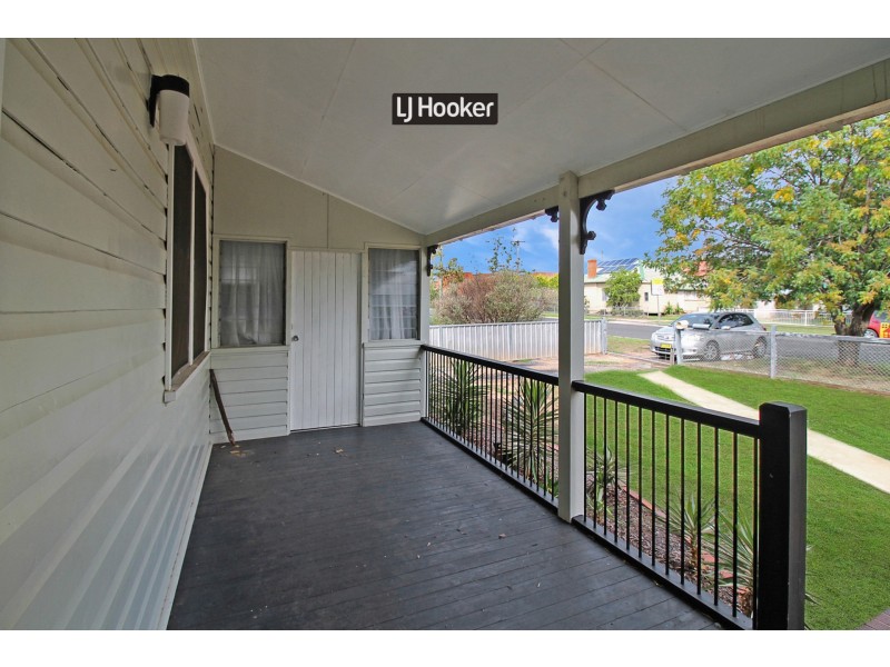 36 Oswald Street, Inverell NSW 2360