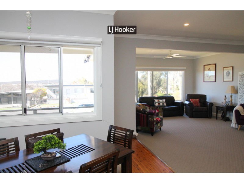 29 Lang Street, Inverell NSW 2360