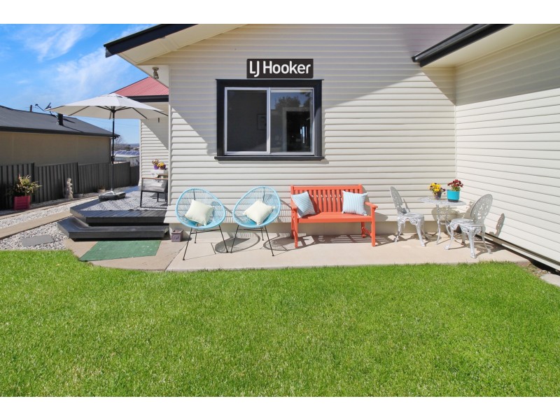 29 Lang Street, Inverell NSW 2360