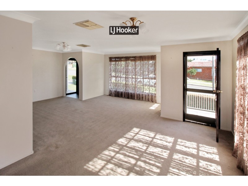 2A Urabatta Street, Inverell NSW 2360