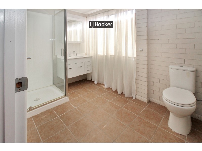 2A Urabatta Street, Inverell NSW 2360