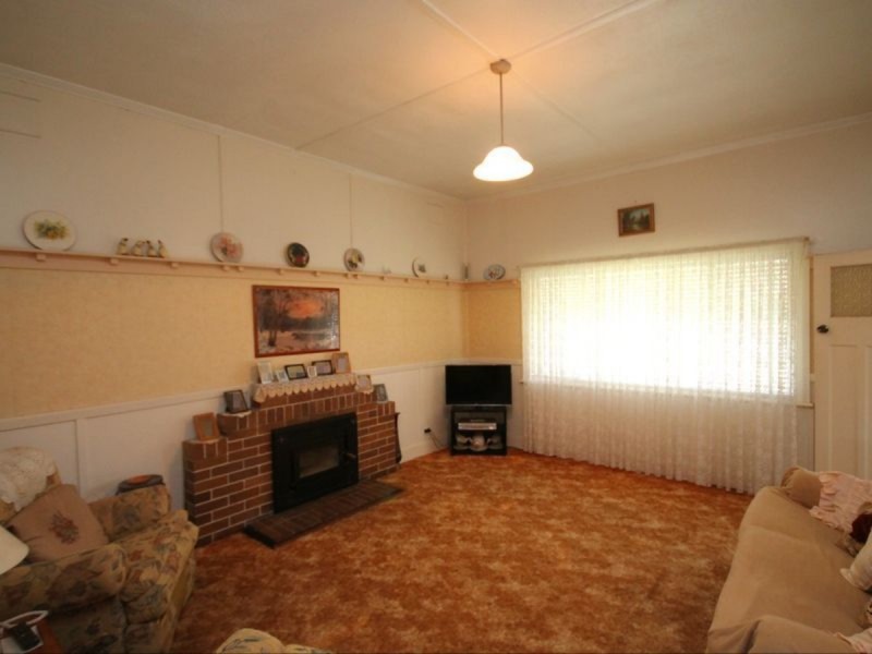 29 George Street, Inverell NSW 2360