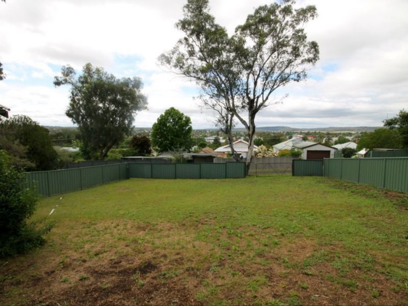 29 George Street, Inverell NSW 2360