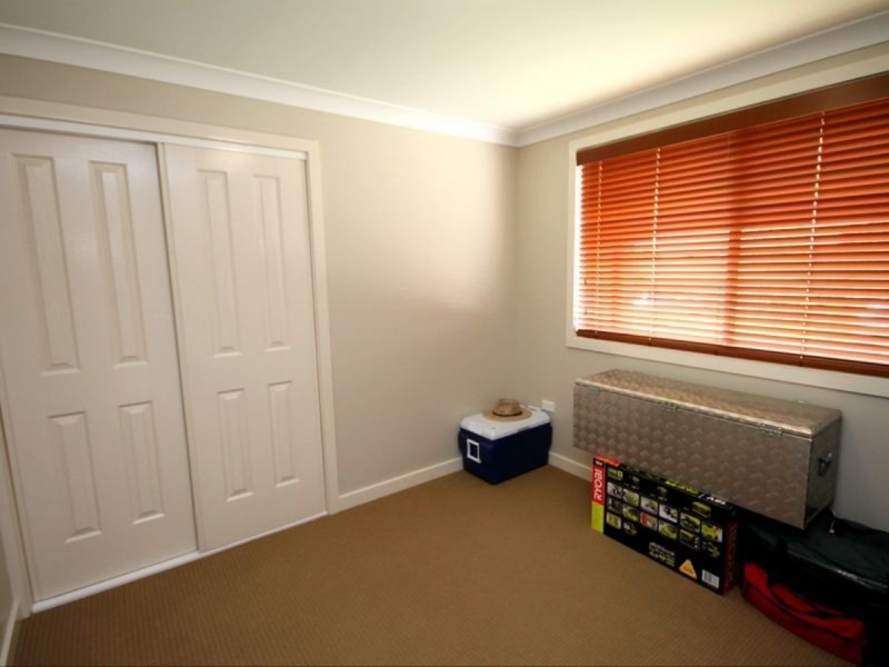 12A Brownleigh Vale Drive, Inverell NSW 2360