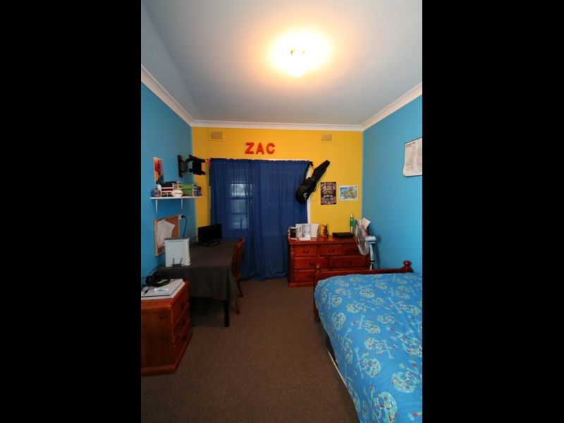 23 Gilchrist Street, Inverell NSW 2360