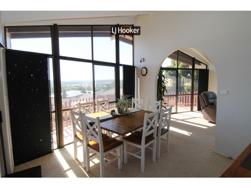 52 Gordon Street, Inverell NSW 2360