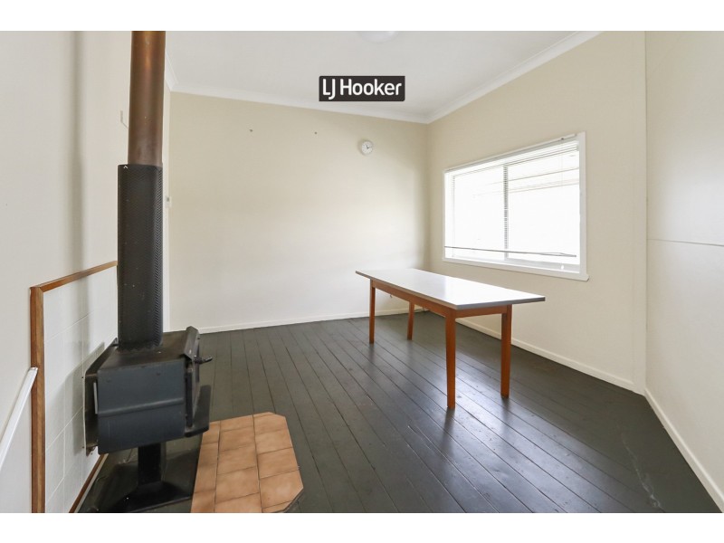 16 Jack Street, Inverell NSW 2360
