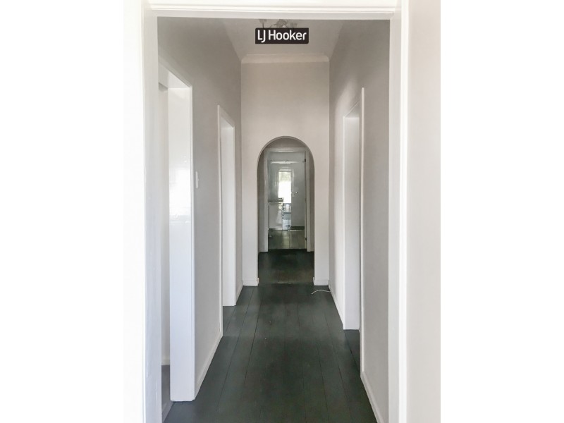 16 Jack Street, Inverell NSW 2360