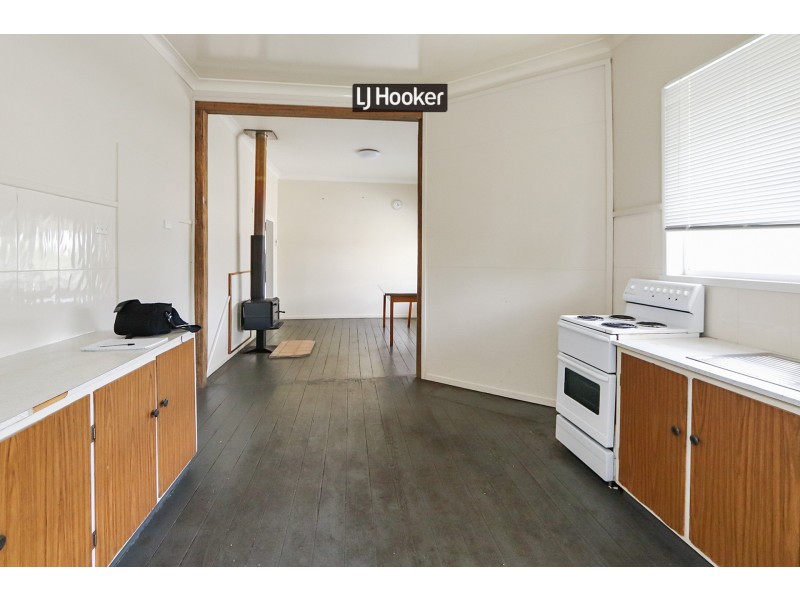 16 Jack Street, Inverell NSW 2360