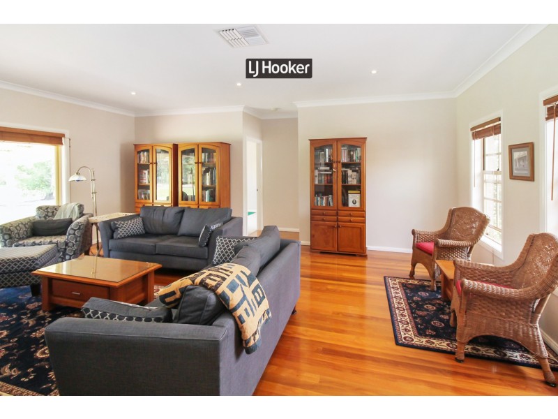 14 Fernhill Road, Inverell NSW 2360