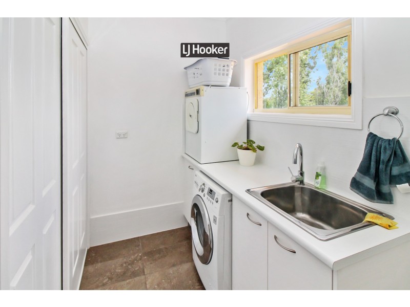 14 Fernhill Road, Inverell NSW 2360