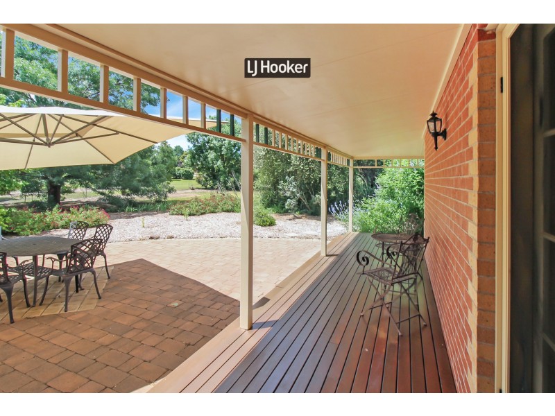 14 Fernhill Road, Inverell NSW 2360