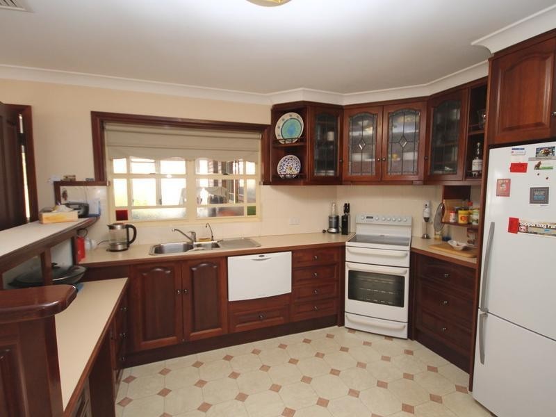 17 Granville Street, Inverell NSW 2360