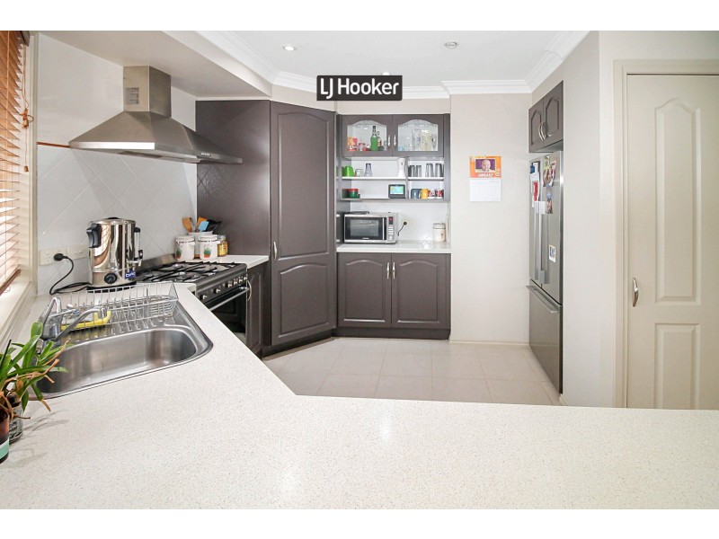 19 Brownleigh Vale Drive, Inverell NSW 2360