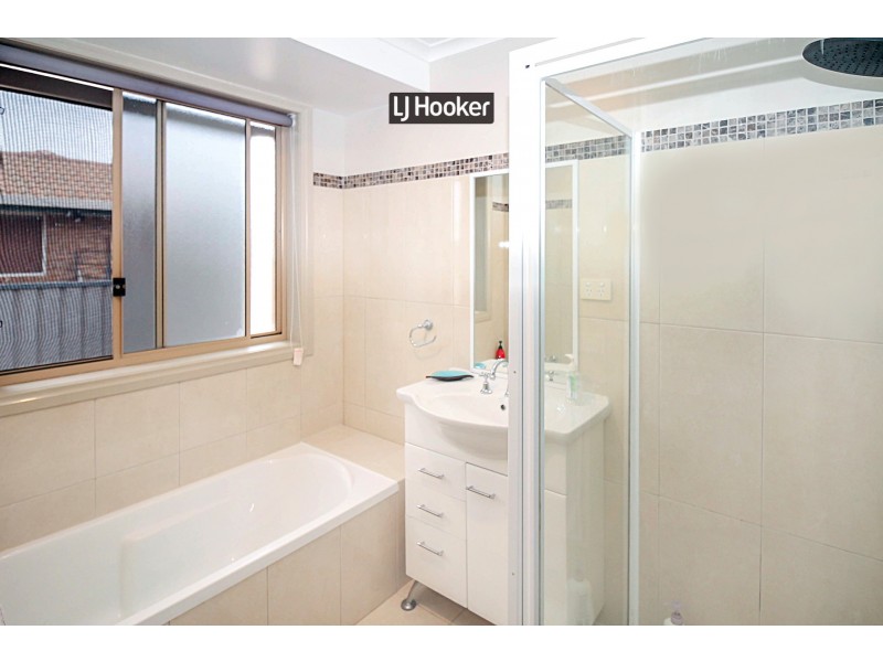 19 Brownleigh Vale Drive, Inverell NSW 2360