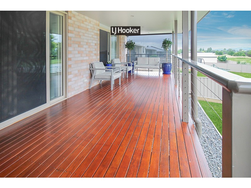 19 Brownleigh Vale Drive, Inverell NSW 2360