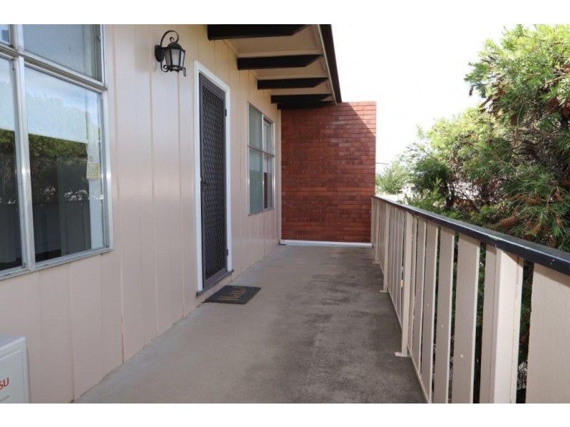 1/50-52 Urabatta Street, Inverell NSW 2360